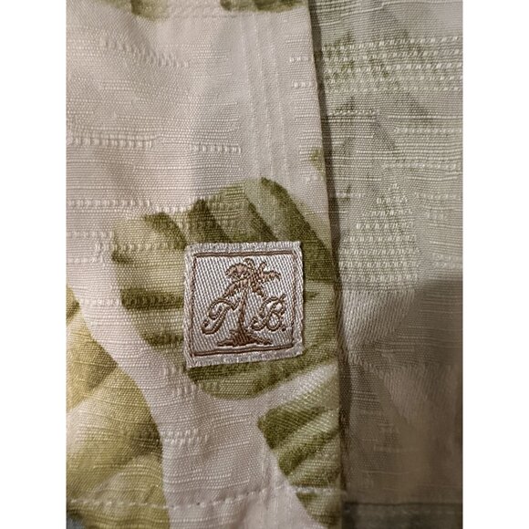 Tommy Bahama Men's Medium Silk Blue & Yellow Hibiscus Floral Hawaiian Shirt - Picture 4 of 6